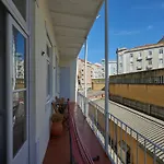 Almirante Reis Apartment