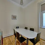 Almirante Reis Apartment